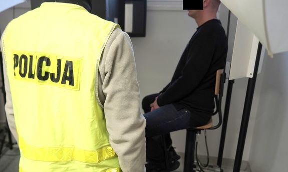 265 zarzutów dla trzech diagnostów za poświadczenie nieprawdy