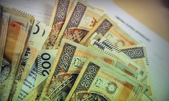 Mieszkańcy stracili ponad 350 tys. zł w wyniku działania oszustów - uważajmy