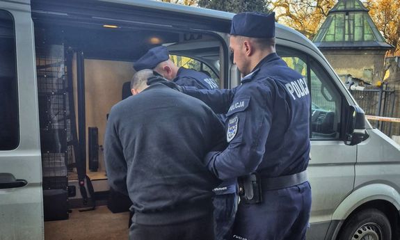 Tymczasowy areszt dla 29-latka podejrzanego o podwójne zabójstwo ze szczególnym okrucieństwem