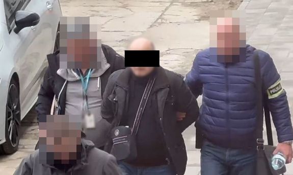 Poświadczali nieprawdę w dowodach rejestracyjnych. Diagnosta tymczasowo aresztowany