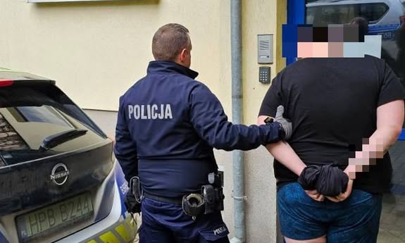 Poznała go w sieci. Okradł ją i trafił w ręce Policji. 30-latek zatrzymany w Karpaczu