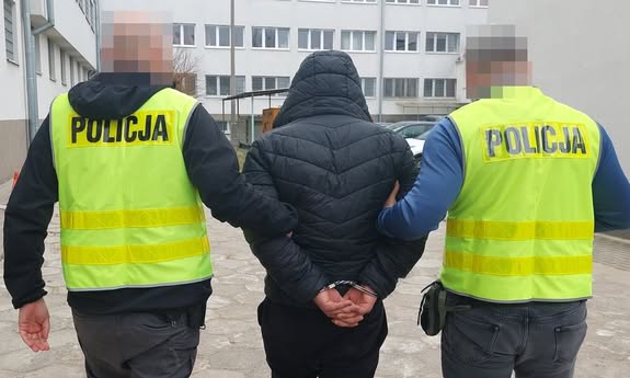 Tymczasowy areszt za oszustwa metodą „na policjanta”