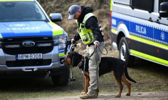 Eksperci z KGP szkolą w Białymstoku: Nowoczesne techniki poszukiwań w praktyce
