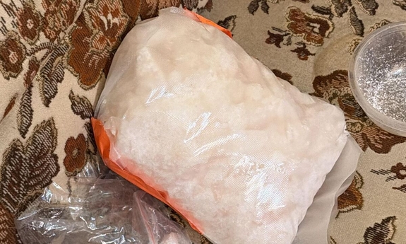 Ponad 4 kilogramy narkotyków w mieszkaniu na LSM. 34-latek tymczasowo aresztowany