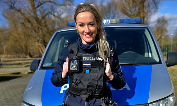 Całe życie pomagała innym. "Dziś sama potrzebuje pomocy”. St. post. Katarzyna Job z Komendy Miejskiej Policji w Legnicy walczy o powrót do życia po rozległym udarze