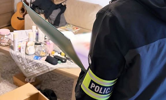 Kolejne zatrzymanie za fikcyjne faktury - wałbrzyscy policjanci i KAS ponownie w akcji