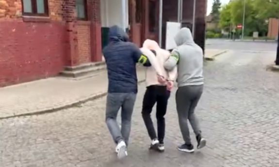 Zarzuty dla dwóch mężczyzn po serii niebezpiecznych zdarzeń w sklepie