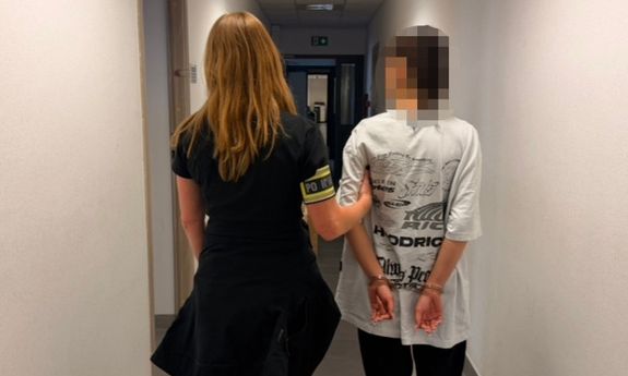 Zatrzymani za kradzieże rozbójnicze na kierowcach przewozów „na aplikację”
