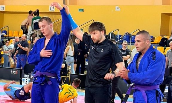 Mistrz Polski w policyjnym mundurze. Katowicki policjant ponownie najlepszy w kraju!