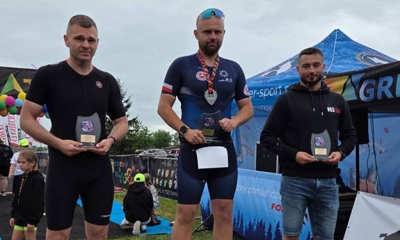 Dzielnicowy z Ursynowa wśród najlepszych triathlonistów w polskiej Policji