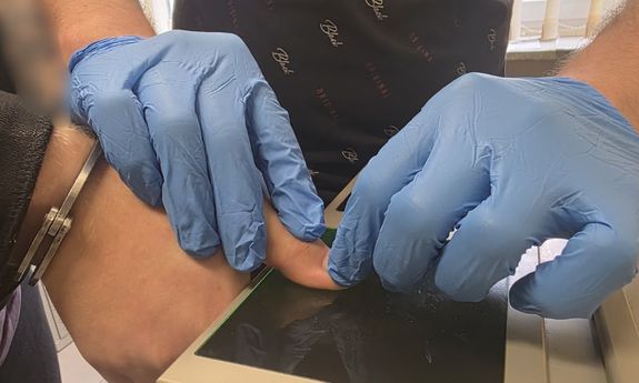 Odebrał pieniądze od dwóch seniorek - zatrzymali go białostoccy policjanci