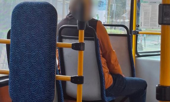 Podejrzany o przestępstwo o charakterze seksualnym zatrzymany przez policjantów z Komisariatu Policji Wrocław-Rakowiec