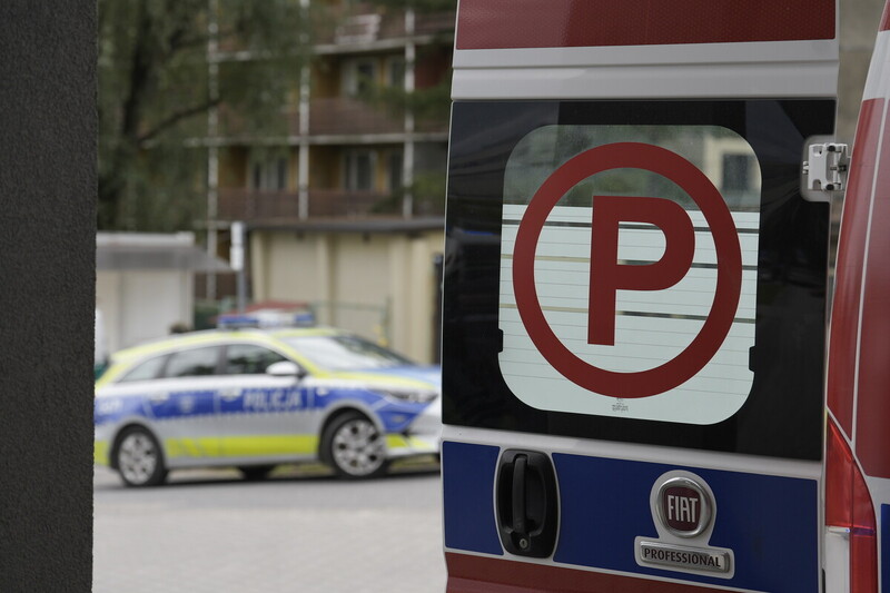 Zaatakował nożem policjantów - trafił do aresztu