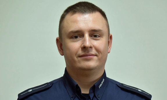 Dzielnicowy z ostrowskiej komendy zatrzymał nietrzeźwego kierującego. Zareagował w czasie wolnym od służby