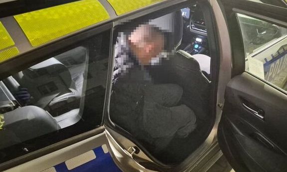 Nocna kontrola BMW, które okazało się być kradzione w Niemczech, zakończyła się zatrzymaniem 41-latka