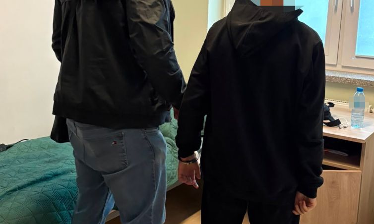 ,,Podłożyliśmy bombę”. Policjanci ustalili i zatrzymali 15-latka