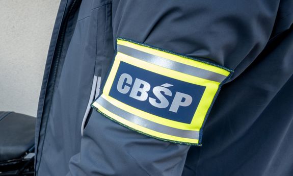 CBŚP zatrzymało 10 osób w sprawie przejęcia majątku uczelni. Nieruchomości warte około 29 mln zł
