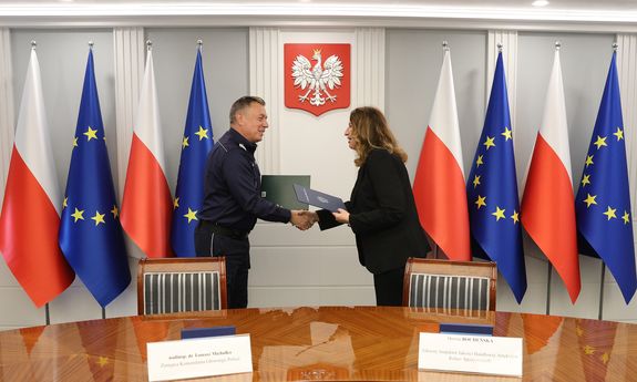 Policja i IJHARS zacieśniają współpracę w zwalczaniu oszustw żywnościowych. Podpisano nowe porozumienie o współpracy