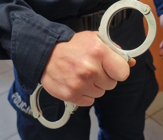 Okradał seniorki metodą "na pracownika socjalnego". Został zatrzymany