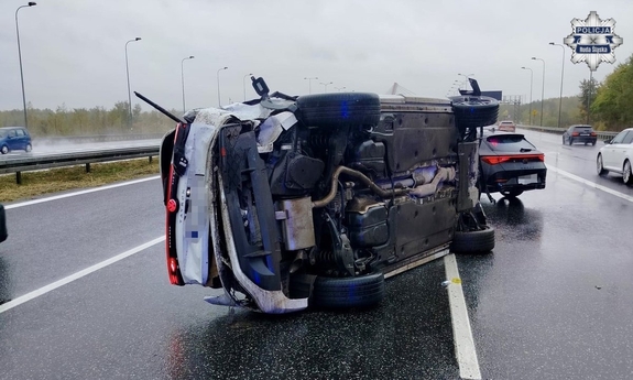 Zatrzymali się, by ratować życie na autostradzie A4