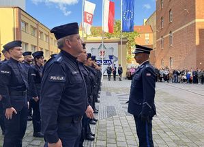 Wręczenie medali za długoletnią służbę oraz ślubowanie nowych policjantów