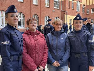 Wręczenie medali za długoletnią służbę oraz ślubowanie nowych policjantów