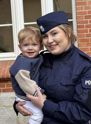 Wręczenie medali za długoletnią służbę oraz ślubowanie nowych policjantów