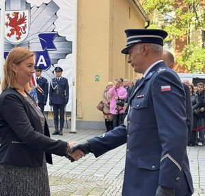 Wręczenie medali za długoletnią służbę oraz ślubowanie nowych policjantów