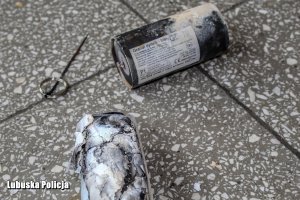 granat dymny po wybuchu