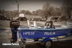 Policyjna łódź