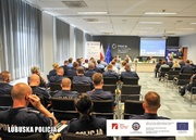 Konferencja z udziałem policjantów z Polski i Niemiec.
