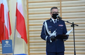 przemawia Komendant Wojewódzki Policji w Łodzi