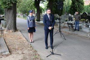 okolicznościowe wystąpienie prezesa stowarzyszenia Rodzina Policyjna 1939r  Jarosława Olbrychowskiego