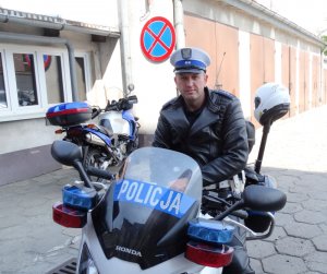 asp. Mieczysław Rychliński na służbowym motocyklu