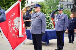 Uroczystość wręczenia sztandaru na Placu Farnym w Rzeszowie