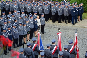 Policjanci podczas obchodów święta policji na Placu Farnym w Rzeszowie.