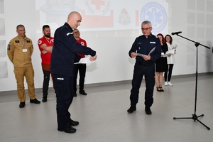 Policjanci podczas konkursu na auli Oddziału Prewencji Policji w Rzeszowie