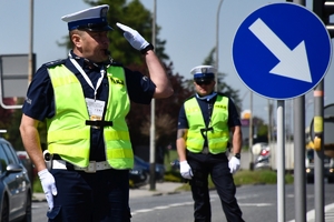 Policjanci podczas konkursu na Najlepszego Policjanta Ruchu Drogowego na Podkarpaciu