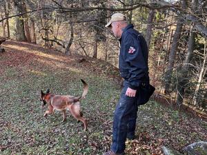 Policyjni wodniacy podczas doskonalenia umiejętności