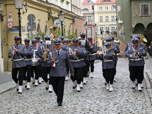 Wielkopolscy policjanci podczas obchodów 100. rocznicy powstania Policji Państwowej