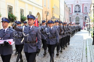 Wielkopolscy policjanci podczas obchodów 100. rocznicy powstania Policji Państwowej