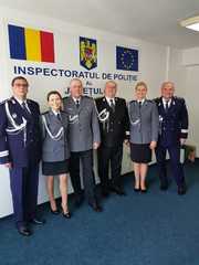Delegacja olsztyńskich policjantów z gospodarzami uroczystości
