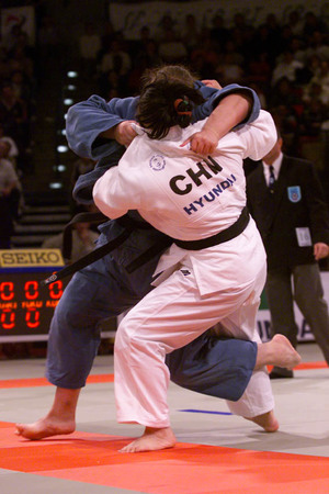 Zawodniczki judo podczas walki