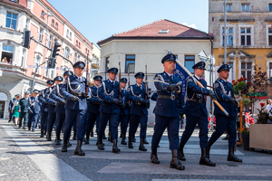 kolorowe zdjęcie policjantów kompani honorowej
