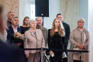 Grupowe zdjęcie uczestników uroczystości