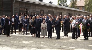 zabezpieczenie 83 rocznica Pierwszego transportu do Auschwitz 14.06.2023 - uczestnicy uroczystości