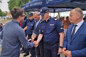 Uroczystości związane z wmurowaniem aktu erekcyjnego pod budowę Posterunku Policji w Domaniowie