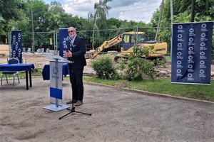 Uroczystości związane z wmurowaniem aktu erekcyjnego pod budowę Posterunku Policji w Domaniowie