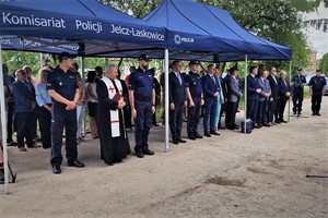Uroczystości związane z wmurowaniem aktu erekcyjnego pod budowę Posterunku Policji w Domaniowie