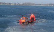 akcja ratownicza na jeziorze